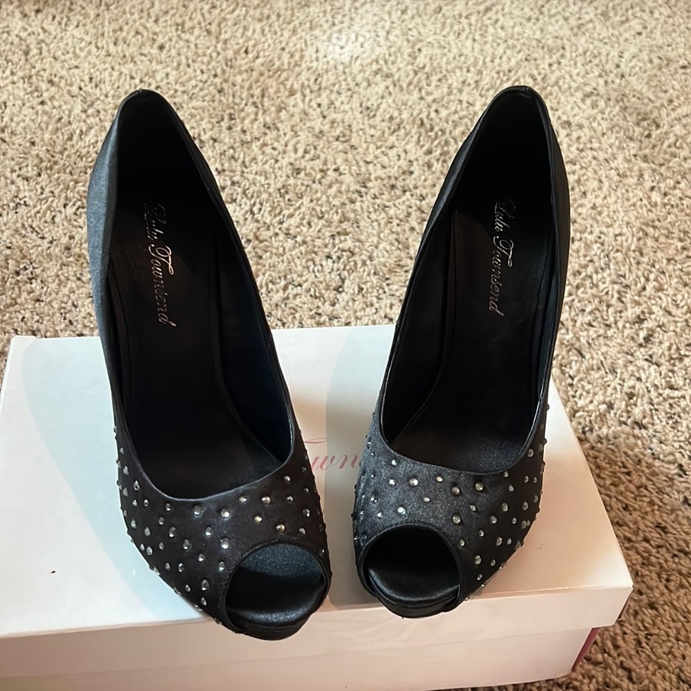 Lulu Townsend heel